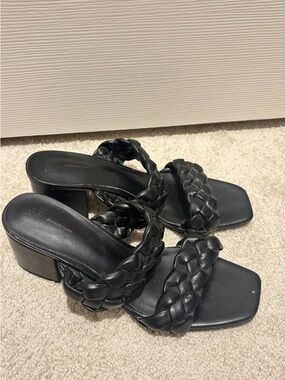 Time and Tru Braided Strap Black Block Heel Sandals